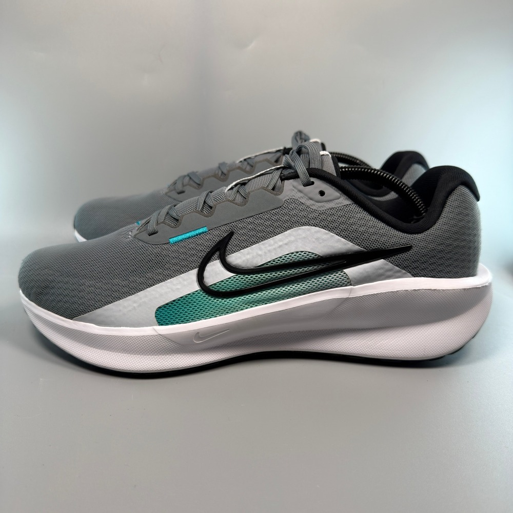 Nike Downshifter 13 Mens 11.5 11 1/2 W Wide Running Shoe White Gray Sneaker Low - Picture 4 of 16